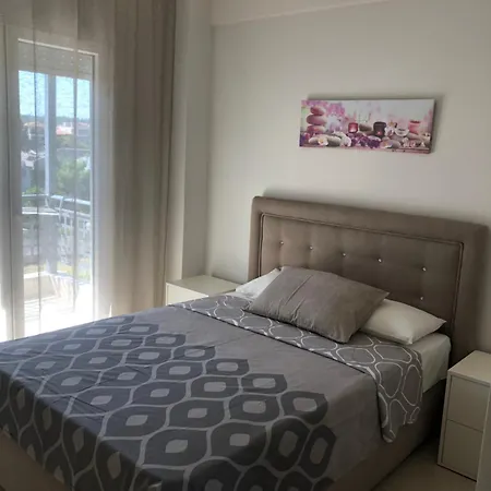 Pefka Maisonette 8 And 9 Semesterbostad *