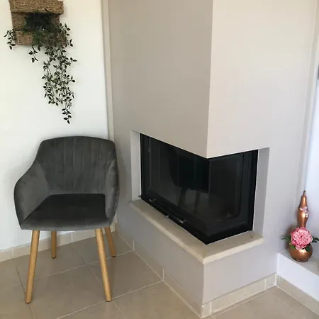Pefka Maisonette 8 And 9 Tatil Evi