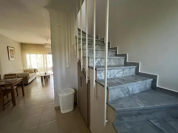 Casa de Férias Pefka Maisonette 8 And 9